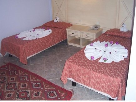 LAST MINUTE ARES BLUE HOTEL 4* ALL-INCLUSIVE AVION SI TAXE INCLUSE TARIF 412 EURO!