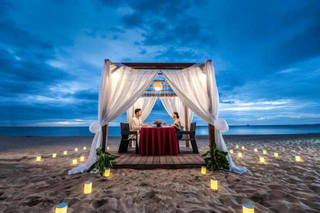 LAST MINUTE VIETNAM HOTEL    Vinpearl Discovery Wonderworld 5*   AI AVION SI TAXE INCLUSE TARIF 2900EURO