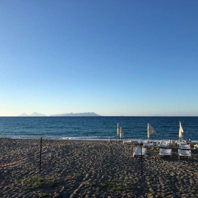 Senior Voyage Aventura Siciliană 550 eur/pers plecare 15.04 din Bucuresti - Context Patti beach Resort 