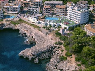 Sejur in Palma de Mallorca: 485 euro cazare 5 nopti cu mic dejun+ transport avion+ toate taxele