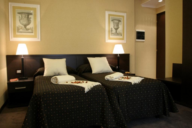 SUPEROFERTA CITY BREAK ROMA CENTRU, PLECARE DIN CLUJ (lm)