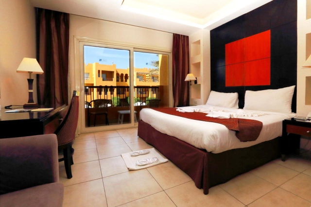 LAST MINUTE SHARM EL SHEIKH HOTEL  Rehana Royal Beach Resort Aqua Park &amp; Spa 5*AI AVION SI TAXE INCLUSE TARIF 537 EURO