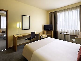 LAST MINUTE LA DUBAI NOVOTEL WORLD TRADE CENTER 4**** ZBOR DIRECT DIN CLUJ NAPOCA CU TAXE INCLUSE