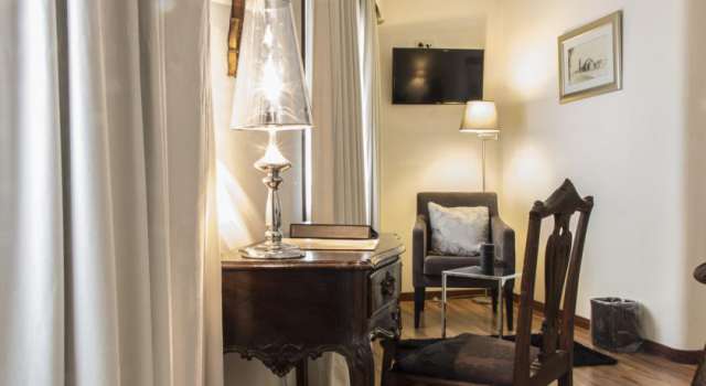 Vacanta de 1 Mai in Porto Portugalia ,oferta 5 nopti mic dejun 449 euro/persoana !