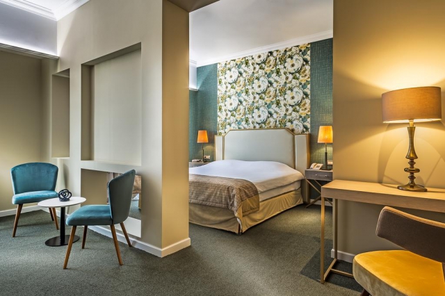 Ofertă city break Atena- Grecia, 7 nopți, cu plecare din București