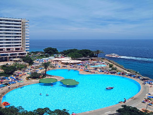 Vacanta de vara la plaja in Mallorca la doar 925 euro,avion din Iasi !!! Alua Calas de Mallorca Resort 4*all inclusive