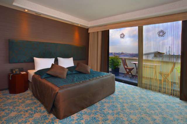 SUPERDEAL CITY BREAK ISTANBUL 7 NOPTI, PLECARE DIN CLUJ (lm)