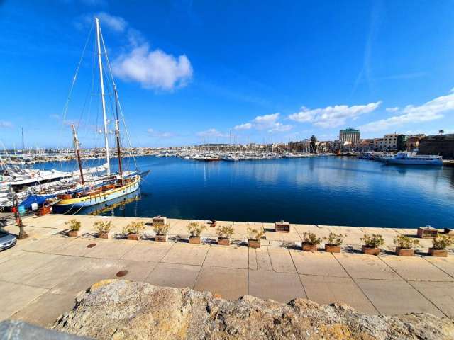 LAST MINUTE SARDINIA 3*** ABA MAYA ZBOR DIN OTOPENI CU TAXE INCLUSE