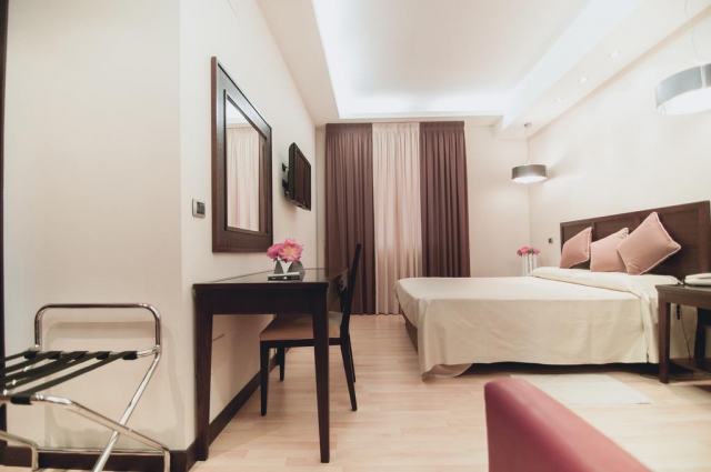 OFERTA EARLY BOOKING CALABRIA SPANIA CU PRET INCEPAND DE LA 385 EURO/PERSOANA