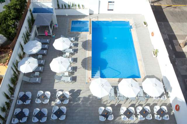 MALLORCA - 6 nopti cazare cu all inclusive + bilet avion Iasi + taxe aeroport + transferuri = 735 euro/pers