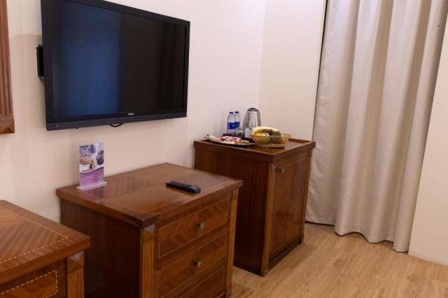 ULTRA LAST MINUTE CITY BREAK  DUBAI 3*** VENDOME ZBOR DIN OTOPENI CU TAXE INCLUSE