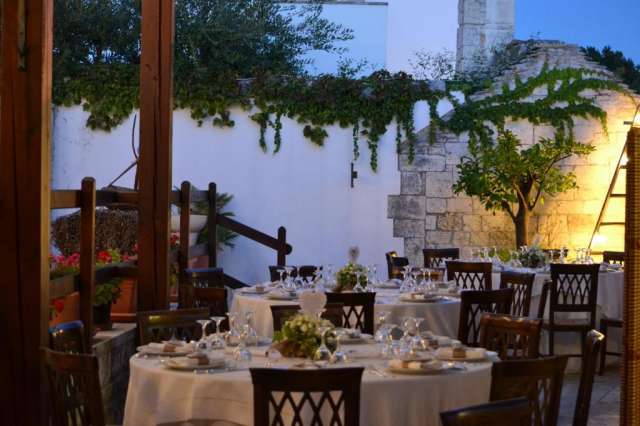 City break in Alberobello: de la 310 euro cazare 3 nopti+ transport avion+ toate taxele 
