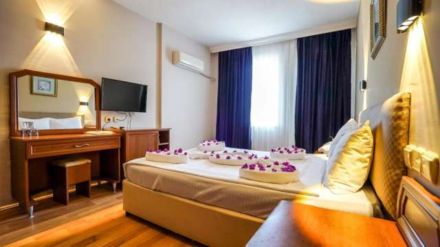 LAST MINUTE TURCIA  Nex Royal Beach Hotel  4* AI AVION SI TAXE INCLUSE TARIF 356 EURO