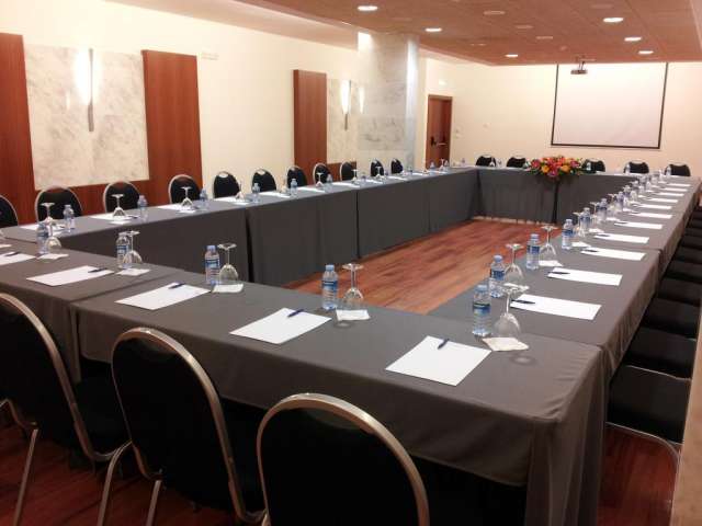 PORTUGALIA - ALGARVE Best Deals - AQUASHOW PARK HOTEL 4*, Mic Dejun, charter Bucuresti !