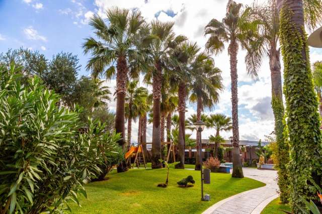 LAST MINUTE AMALFI COAST SAN LUCA HOTEL4**** MIC DEJUN ZBOR DIN OTOPENI CU TAXE INCLUSE