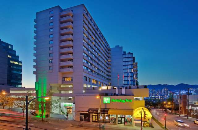  Holiday Inn Vancouver Centre