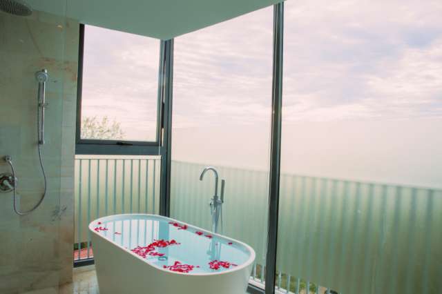 LAST MINUTE VIETNAM HOTEL    The Palmy Hotel Resort &amp; Spa 4* (BB AVION SI TAXE INCLUSE TARIF 1250 EURO