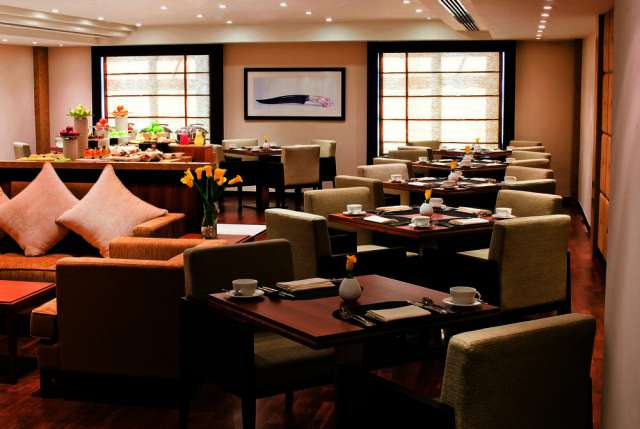 DUBAI HOTEL  Avani Deira Dubai Hote 4*  AVION SI TAXE INCLUSE TARIF 633 EUR 	