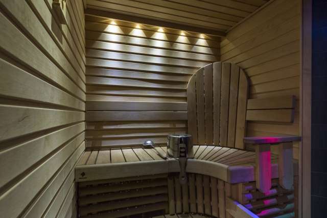 LAPONIA - ACASA LA MOS CRACIUN - Deals - Hotel KARHUNVARTIJA 3* - Charter din Bucuresti !!!