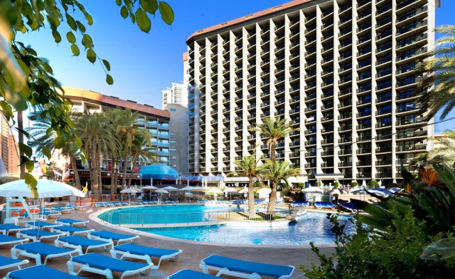Weekend de toamna in Benidorm la doar 345 euro,avion din Bucuresti!!!Ultimele locuri 