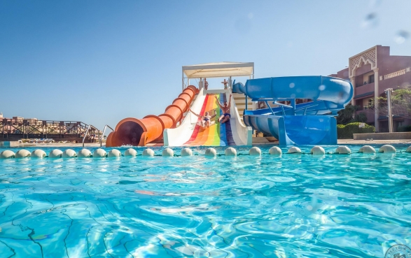 HURGHADA  Sunny Days Resort Spa And Aqua Park 4* HOTEL    AI AVION SI TAXE INCLUSE TARIF 461 EUR