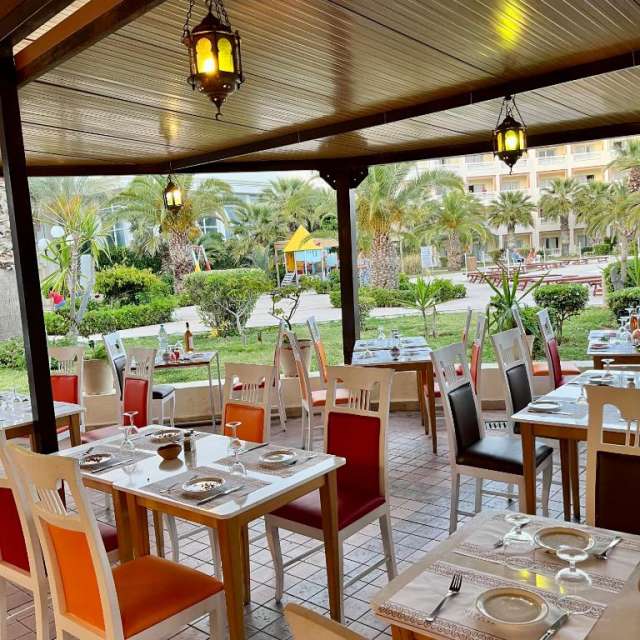  Sejur de 1 Mai la plaja in Tunisia la doar 690euro,avion din Bucuresti!  Sentido Marillia Resort 5*