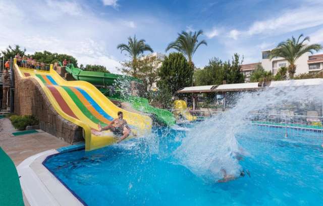 ULTIMELE LOCURI ANTALYA, AVION DIN CRAIOVA, LA HOTEL SIDE BREEZE 5*, LA TARIFUL DE 574 EURO/PERSOANA, UAI!