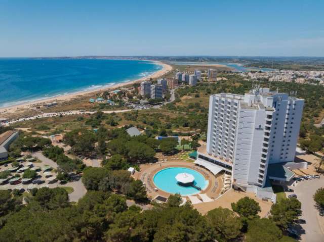 Ultimele locuri!!!Sejur in Portugalia la doar 945 euro,avion din Bucuresti !!! PESTANA BLUE ALVOR BEACH