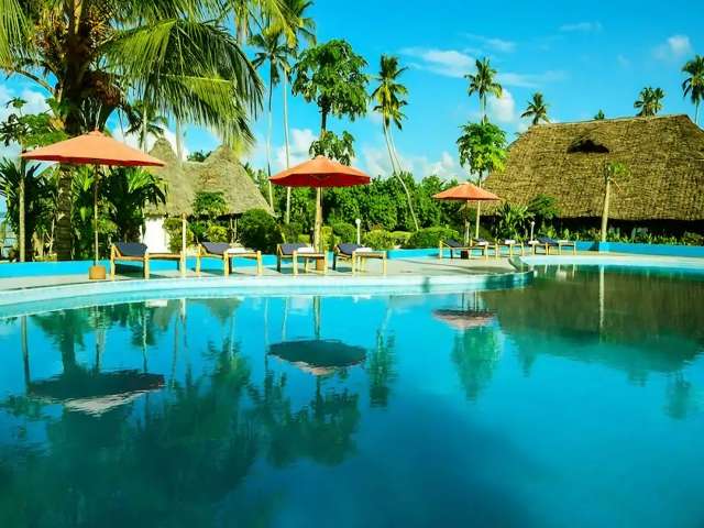 LAST MINUTE ZANZIBAR HOTEL   Coconut Tree Village Beach Resort 3*   MIC DEJUN AVION SI TAXE INCLUSE TARIF 707 EURO