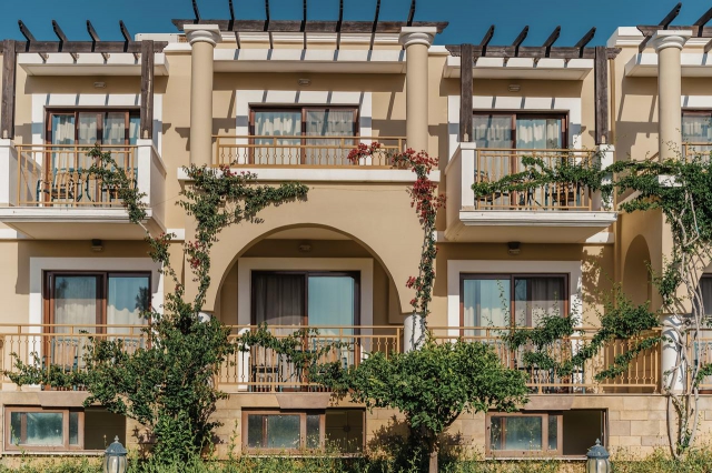 ULTRA LAST MINUTE DELUXE INSULA RODOS 5***** ALL INCLUSIVE LINDOS IMPERIAL ZBOR DIRECT DIN OTOPENI CU TAXE INCLUSE