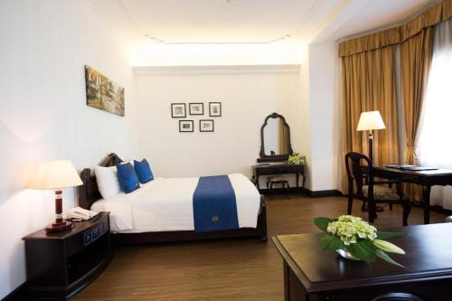 LAST MINUTE VIETNAM HOTEL  Hoa Binh 4*  BB AVION SI TAXE INCLUSE TARIF 1233 EURO