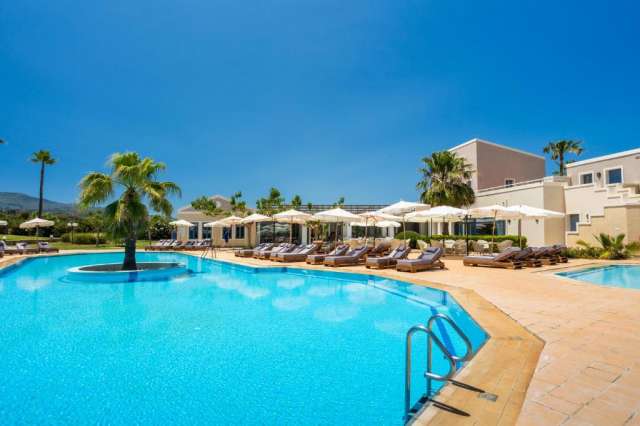 Sejur in Rhodos: 725 euro cazare 7 nopti cu All  inclusive+ transport avion+ toate taxele