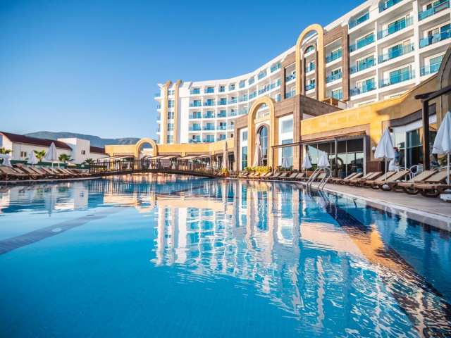 LAST MINUTE TURCIA THE LUMOS DELUXE RESORT HOTEL &amp; SPA 5* UAI AVION SI TAXE INCLUSE TARIF 1055 EURO