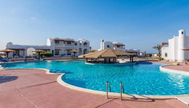 Sejur in Hurghada: 325 euro cazare 7 nopti cu All inclusive+ transport avion+ toate taxele 
