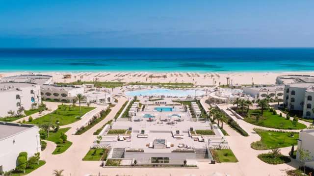 Sejur la plaja in Marsa Matrouh la doar 1011 euro,avion din Bucuresti!  Cleopatra Sidi Heneish 5* 