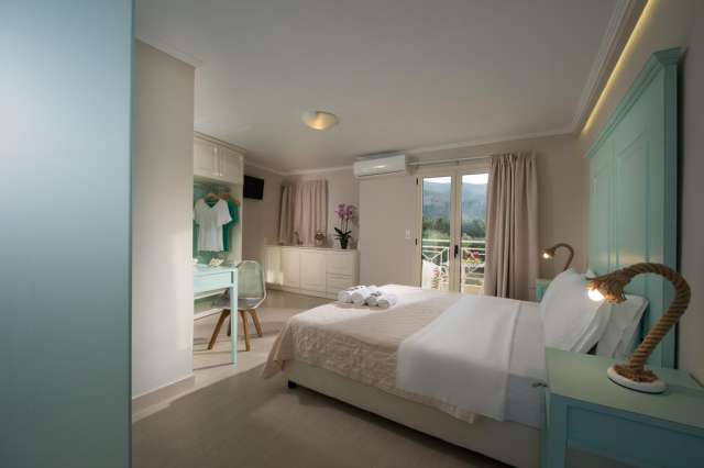Sejur de 7 nopti la plaja in Creta la doar 608 euro,avion din Bucuresti!!!Notos Heights Hotel &amp; Suites 4*
