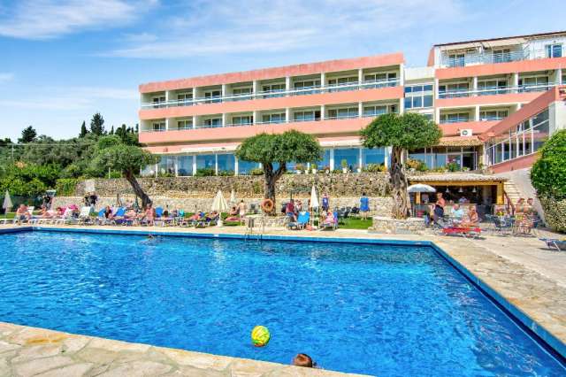 Vacanta de vara la plaja in Corfu la doar 490 euro,avion din Bucuresti!!! ALEXANDROS PERAMA CORFU 4*