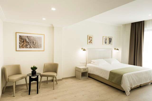 Last Minute Cipru Larnaca 5 nopti mic dejun 399 euro/persoana ! 