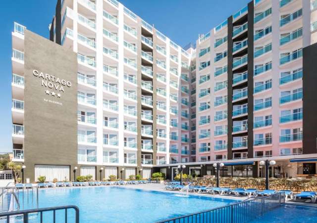 Vacanta de vara la plaja in Costa Brava la doar 529 euro,avion din Cluj!!!Ultimele locuri