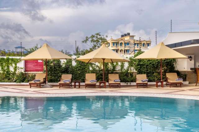 SUPERDEAL KENYA, PLECARE DIN BUCURESTI LUNA SEPTEMBRIE (lm)