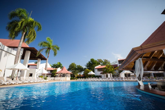 LAST MINUTE DOMINICANA PUERTO PLATA BLUEBAY VILLAS DORADAS - SOLO ADULTOS 4* AI AVION SI TAXE INCLUSE TARIF 1930 EUR