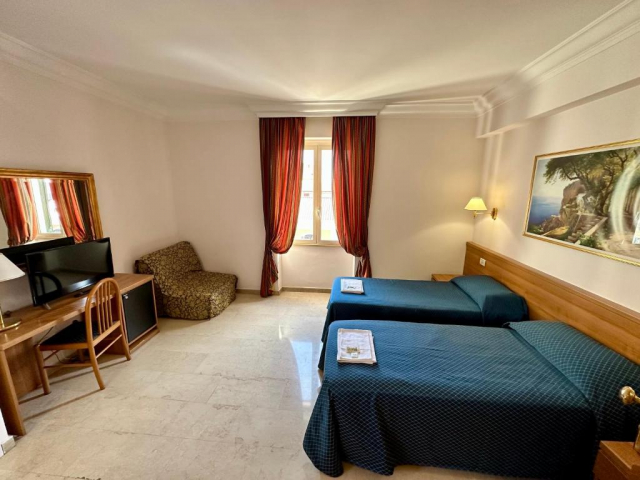 Last Minute Vacanta in Roma oferta 5 nopti mic dejun 399 euro/persoana ! 