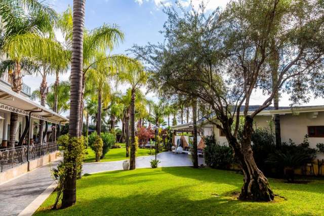 LAST MINUTE AMALFI COAST SAN LUCA HOTEL4**** MIC DEJUN ZBOR DIN OTOPENI CU TAXE INCLUSE