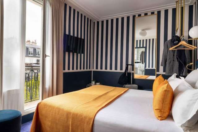 OFERTA CITY BREAK IN PARIS CU PLECARE DIN  BUCURESTI (MO)