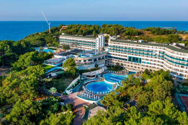 Sejur in Antalya: 725 euro cazare 7 nopti cu Ultra All  inclusive+ transport avion+ toate taxele