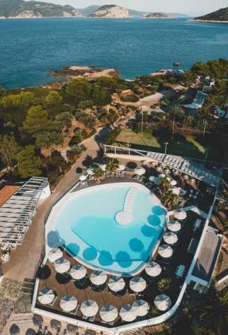 LAST MINUTE  GRECIA SKIATHOS, 7 NOPTI CAZARE CU ALL INCLUSIVE MARPUNTA RESORT 4*, ZBOR DIN BUCURESTI