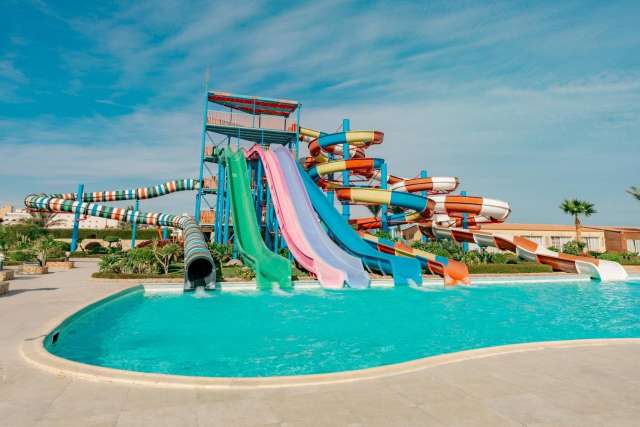 EGIPT Deals - SUNRISE ALORA AQUA PARK (EX. CAESAR PALACE) 4* All Inclusive si alte Oferte Charter din Bucuresti si Cluj!