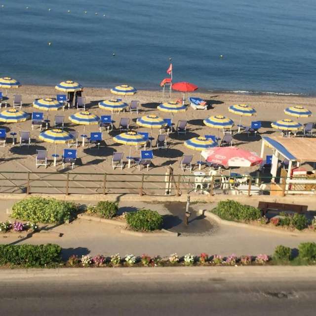 LAST MINUTE AMALFI COAST PE PLAJA ANCORA  4**** MIC DEJUN ZBOR DIN OTOPENI CU TAXE INCLUSE