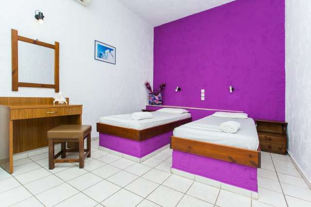CRETA    Litsa Studios 2*   AVION SI TAXE INCLUSE TARIF 341  EUR