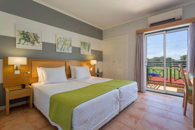 ULTRA LAST MINUTE PE PLAJA PORTUGALIA 4**** ALL INCLUSIVE  AP VICTORIA ZBOR DIN OTOPENI CU TAXE INCLUSE